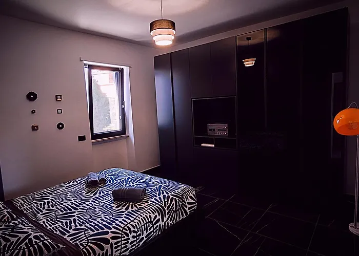 Il Quattro E L'otto Holiday home *